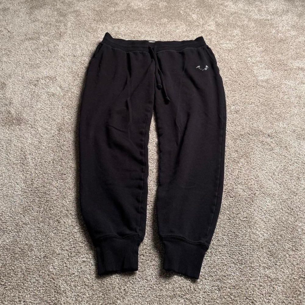BLACK TRUE RELIGION CUFFED SWEATPANTS